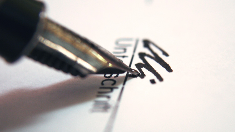 urkundenfaelschung-beckie-panthermedia-artikel